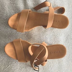 Nisolo Tan Leather wood wedge clog sandal